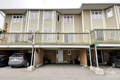 1139 CHIMNEY HILL Way, Beacon Hill North - South and Area, ON K1J 8Z7