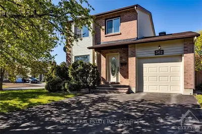 362 COTTONWOOD Crescent, Orleans - Cumberland and Area, ON K1E 2X5