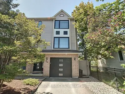 176 WOODROFFE Avenue, Woodroffe, ON K2A 3T9