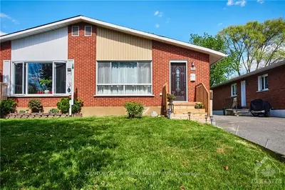 855 TROJAN Avenue, Overbrook - Castleheights and Area, ON K1K 2P8