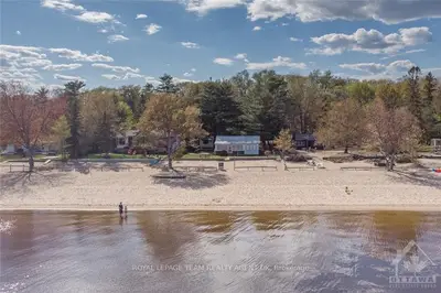 130 LANE Street, Constance Bay - Dunrobin - Kilmaurs - Woodlawn, ON K0A 3M0