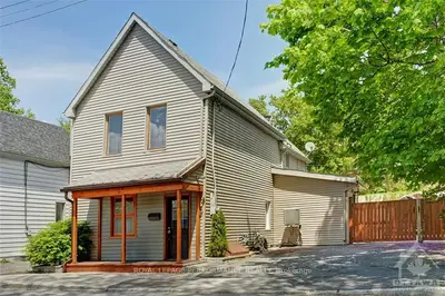 261 LALEMANT Street, Vanier and Kingsview Park, ON K1L 7G1