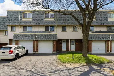 2115 ERINBROOK Crescent 54, Elmvale Acres and Area, ON K1B 4J5