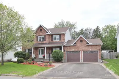 24 MORNINGSUN Crescent, Stittsville - Munster - Richmond, ON K2S 1J6