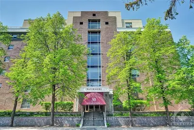 30 Charlevoix Street 304, Vanier And Kingsview Park, On K1l 8k5