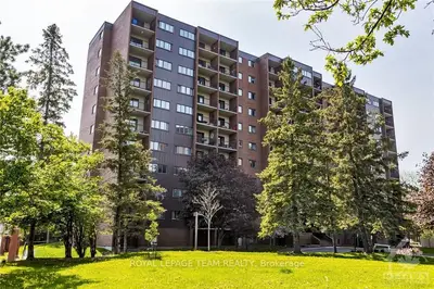 2650 SOUTHVALE Crescent 106, Elmvale Acres and Area, ON K1B 4S9