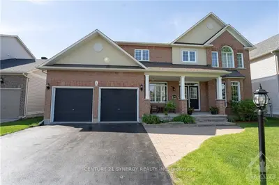 10 FRANKLIN CATHCART Crescent, Stittsville - Munster - Richmond, ON K2S 2A7