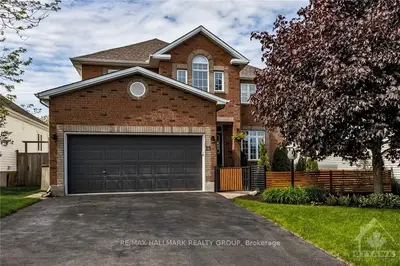 29 BRIGHTSIDE Avenue, Stittsville - Munster - Richmond, ON K2S 2B3