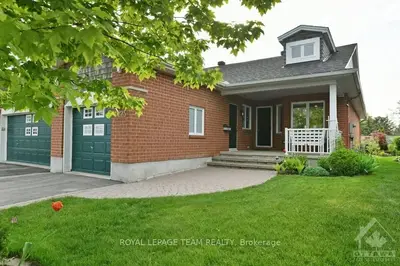 4225 GREEN GABLES Lane, Blossom Park - Airport and Area, ON K1V 1W8
