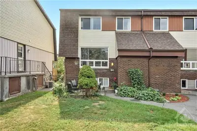 30 WOODVALE C, South of Baseline to Knoxdale, ON K2G 4H4