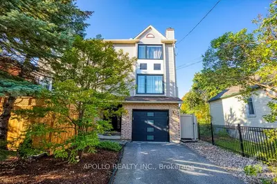 176 WOODROFFE Avenue, Woodroffe, ON K2A 3T9