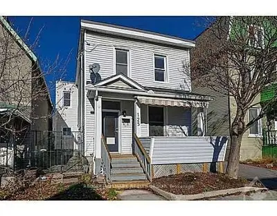 125 Willow Street A, West Centre Town, On K1r 6w2