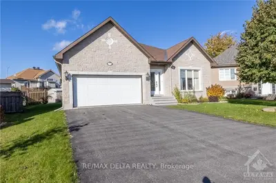 1613 SEBASTIEN Crescent, Clarence-Rockland, ON K4K 1V9