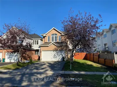 1239 Clyde Avenue, Carlington - Central Park, On K2c 1y3