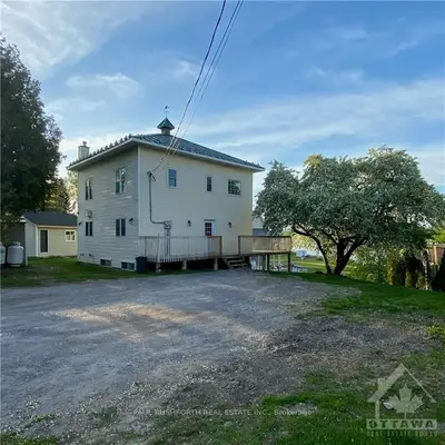 3619 CHRETIEN Street E, Alfred and Plantagenet, ON K0A 3K0