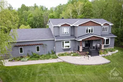 43 KIMINI Drive, Stittsville - Munster - Richmond, ON K2S 1S6
