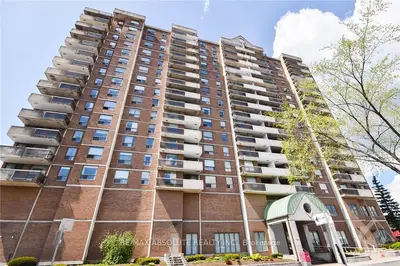 200 LAFONTAINE Avenue 309, Vanier and Kingsview Park, ON K1L 8K8