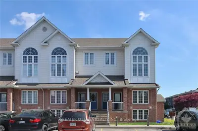 304 WIFFEN, Bells Corners and South to Fallowfield, ON K2H 1G3