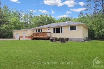 161 Bishop Davis Drive, Constance Bay - Dunrobin - Kilmaurs - Woodlawn, ON K0A 3M0