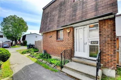 2166 LOYOLA Avenue 155, Beacon Hill North - South and Area, ON K1J 8H5