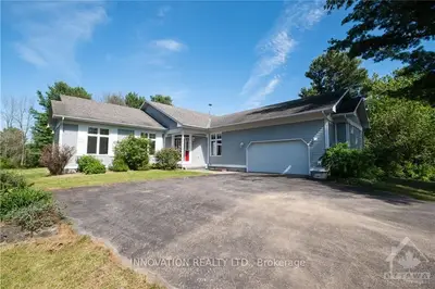 3189 GORDON MURDOCK Road, Greely - Metcalfe - Osgoode - Vernon and Area, ON K0A 2W0