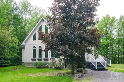 13095 Mackenzie Road, South Dundas, On K0c 1h0