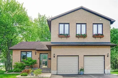 156 TOPAZE Avenue, Orleans - Cumberland and Area, ON K4B 1K1