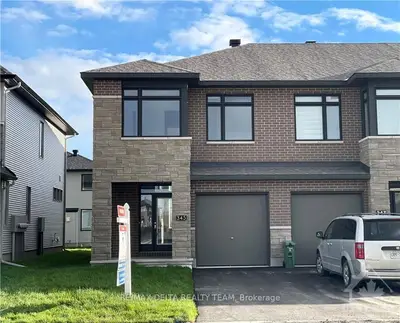 345 Cornice Street, Orleans - Convent Glen and Area, ON K1W 0P8
