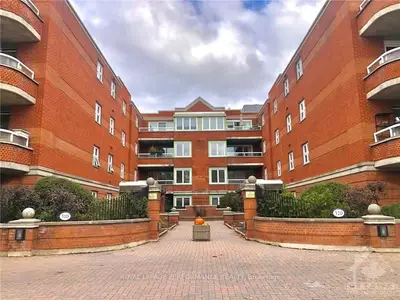 310 CRICHTON Street 205, New Edinburgh - Lindenlea, ON K1M 1W5