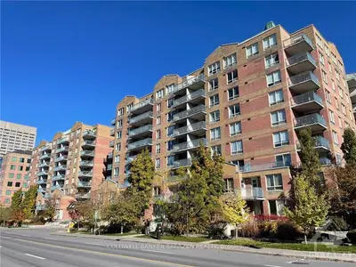 45 HOLLAND Avenue 207, Tunneys Pasture and Ottawa West, ON K1Y 4S3