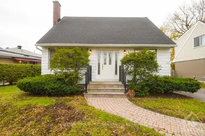 1990 OLYMPIA Crescent, Elmvale Acres and Area, ON K1G 2B4