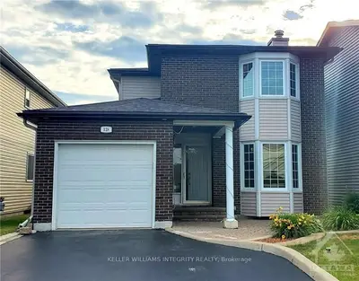 128 NESTOW Drive, Tanglewood - Grenfell Glen - Pineglen, ON K2G 4L8