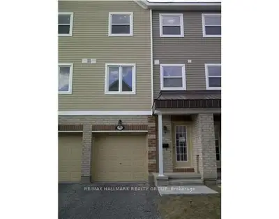 702 SANIBEL, Bells Corners and South to Fallowfield, ON K2H 8T9