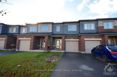 668 DES AUBEPINES Drive, Orleans - Cumberland and Area, ON K4A 3W4