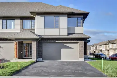 843 QUARTET Avenue, Blossom Park - Airport and Area, ON K1X 0C7