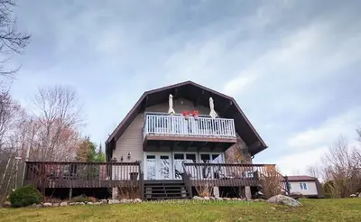 20831B 60, Madawaska Valley, ON K0J 1B0