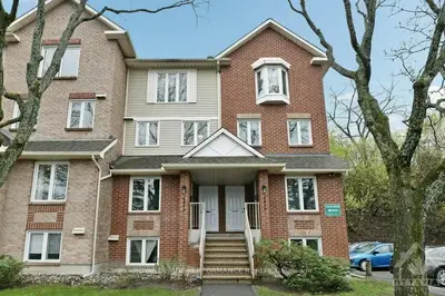 6842 JEANNE D'ARC Boulevard B, Orleans - Convent Glen and Area, ON K1C 6G1
