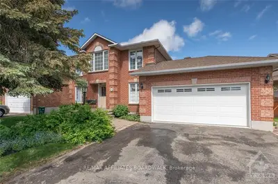 97 BEECHFERN Drive, Stittsville - Munster - Richmond, ON K2S 1E3
