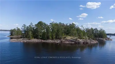 0 RANDOLPH ISLAND, Sheenboro, QC K8H 3R3