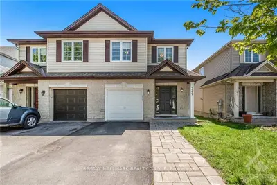 347 RIVERSEDGE Crescent, Blossom Park - Airport and Area, ON K1V 0Y6