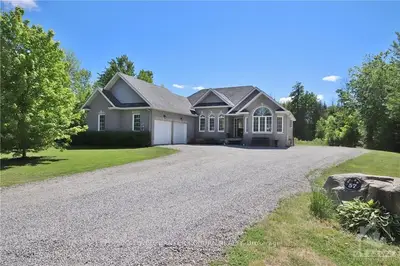 57 TAMARACK Circle, North Grenville, ON K0G 1J0