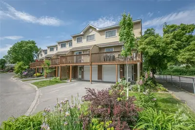 74 ESTERLAWN, McKellar Heights - Glabar Park and Area, ON K2A 4B9