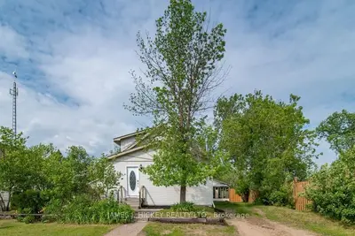 13 CHURCH Street, Laurentian Hills, ON K0J 1J0