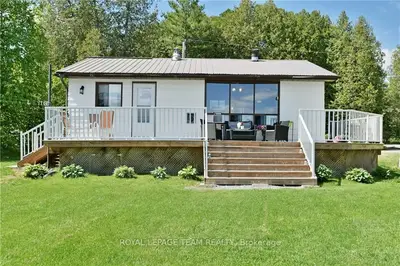 454A PRIEST CAMP Lane, North Algona Wilberforce, ON K0J 1T0