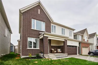708 CRAVANT Grove, Orleans - Convent Glen and Area, ON K1W 1H2