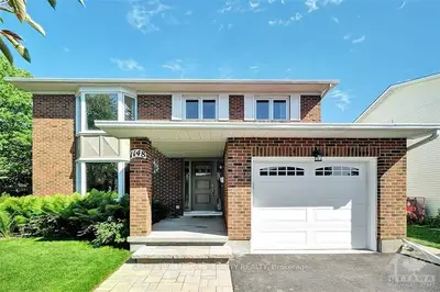 1148 SAUTERNE Park, Orleans - Convent Glen and Area, ON K1C 2N8