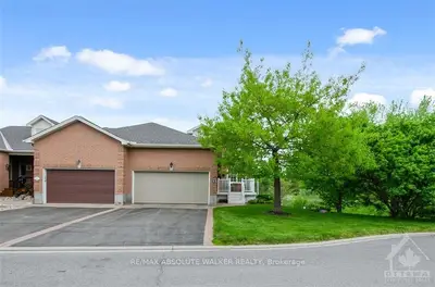 33 EILEEN Crescent, Stittsville - Munster - Richmond, ON K2S 1X2