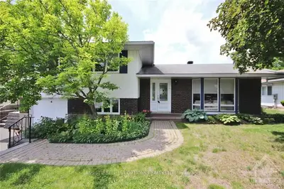 4 CARLAW Avenue, South of Baseline to Knoxdale, ON K2G 0R1