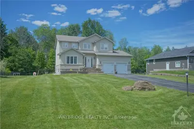 6723 PEBBLE TRAIL Way, Greely - Metcalfe - Osgoode - Vernon and Area, ON K4P 0B7