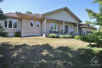 5655 FERDINAND Street, Greely - Metcalfe - Osgoode - Vernon and Area, ON K0A 2W0